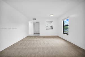 7550 Stirling Rd v111, Hollywood, FL 33024, - MLS#A12000341