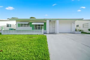 6806 Nw 75th Dr, Tamarac