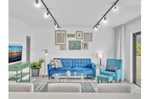 1300 Alton Rd APT 3C, Miami Beach, FL 33139, - MLS#A12000365