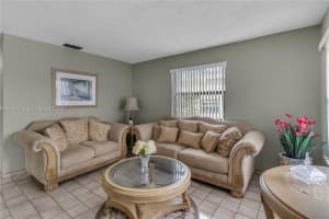 6770 SW 15th St, Miami, FL 33144, - MLS#A12000372