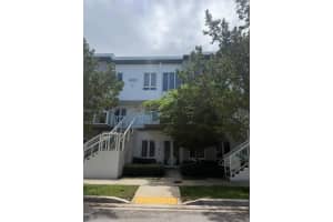 10220 NW 63rd Terrace Apartment 106, Doral, FL 33178, - MLS#A12000376