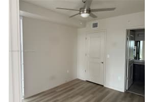437 SW 4th Ave #816, Fort Lauderdale, FL 33315, - MLS#A12000400