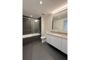 1600 NE 1st Ave Apt 3103, Miami, FL 33132, - MLS#A12000408