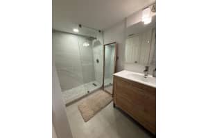 12105 NE 11th Pl APT 306, North Miami, FL 33161, - MLS#A12000414