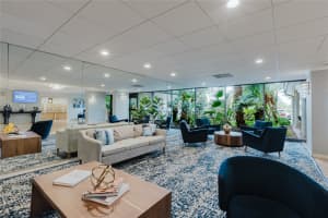 3800 Hillcrest Dr 411 Hollywood, FL 33021 - MLS#A12000420