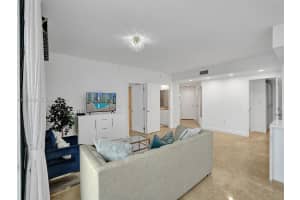 1250 S Miami Ave Apt: 1201, Miami, FL 33130, - MLS#A12000426