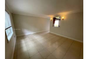 8601 SW 68th Ct APT 4, Miami, FL 33143, - MLS#A12000432