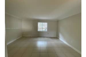 8601 SW 68th Ct APT 4, Miami, FL 33143, - MLS#A12000432