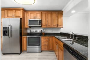 16 Royal Palm Way 205 Boca Raton, FL 33432 - MLS#A12000433