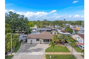 7875 Nw 174th Ter Hialeah, FL 33015 - MLS#A12000436