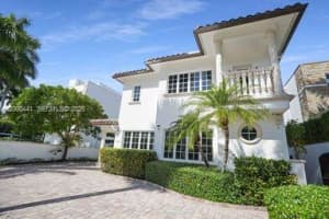 113 S Gordon Road Fort Lauderdale, FL 33301 - MLS#A12000441