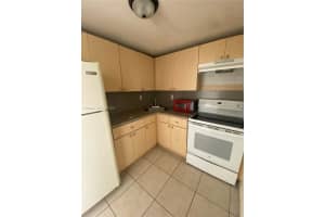 606 W 81st St APT 307, Hialeah, FL 33014, - MLS#A12000442