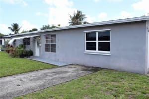 1240 Ne 214th St Miami, FL 33179 - MLS#A12000531