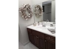 8415 Sw 107th Ave 238w, Miami