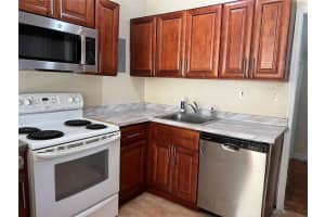 931 Nw 34th Way, Lauderhill