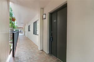 8520 SW 133rd Avenue Rd APT 323, Miami, FL 33183, - MLS#A12000566