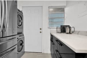 1750 NE 191st St Apt 710-2, Miami, FL 33179, - MLS#A12000592