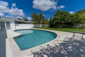 8197 W 14th Ct Hialeah, FL 33014 - MLS#A12000599