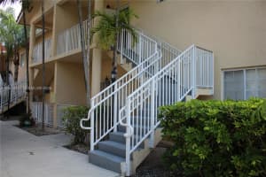 6962 NW 179th St Apt 206-6, Hialeah, FL 33015, - MLS#A12000601