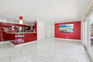 1900 Sw 87th Ct Miami, FL 33165 - MLS#A12000614