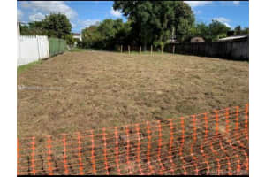 601 Sw 44th Ct Miami, FL 33134 - MLS#A12000618