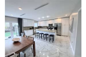11020 SW 42nd Terrace, Miami, FL 33165, - MLS#A12000621