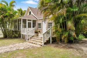 7201 Sw 166th St, Palmetto Bay