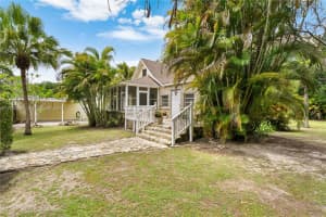 7201 Sw 166th St Palmetto Bay, FL 33157 - MLS#A12000631