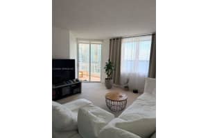 701 Brickell Key Blvd APT 1501, Miami, FL 33131, - MLS#A12000665
