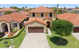 9777 NW 8th St #0, Miami, FL 33172, - MLS#A12000677