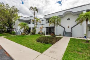 159 Lakeview Dr APT 102, Weston, FL 33326, - MLS#A12000678