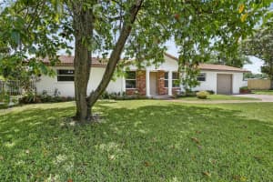 292 SW 52nd Ave, Plantation, FL 33317, - MLS#A12000698
