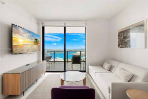 159 NE 6th St #2915, Miami, FL 33132, - MLS#A12000718