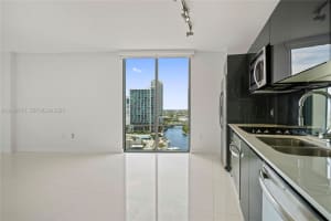 31 SE 6th St APT 2201, Miami, FL 33131, - MLS#A12000743