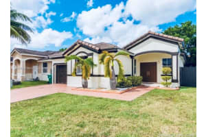 8135 NW 198th Terrace, Hialeah, FL 33015, - MLS#A12000748