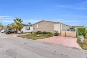 19800 Sw 180th Ave 563, Miami