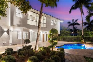 552 Palm Dr, Hallandale Beach, FL 33009, - MLS#A12000765