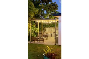 3261 Sw 16th Ln Miami, FL 33145 - MLS#A12000771