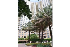 19501 W Country Club Dr APT 210, Aventura, FL 33180, - MLS#A12000778