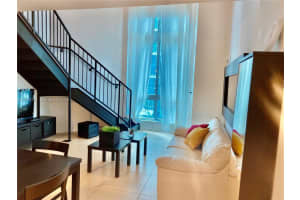 300 S Biscayne Blvd Loft 604, Miami