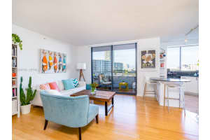 1330 West Ave 711, Miami Beach