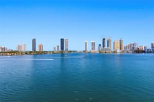 5500 Island Estates Dr 506, Aventura