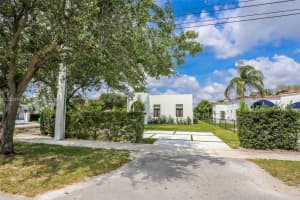 5126 SW 57th Ave, Miami, FL 33155, - MLS#A12000798