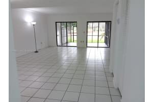 19174 Bobolink Dr Hialeah, FL 33015 - MLS#A12000825