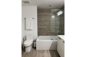 1300 Brickell Bay Dr APT 2307, Miami, FL 33131, - MLS#A12000837