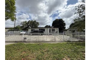 6404 Meade St Hollywood, FL 33024 - MLS#A12000889