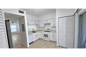 46 Simonton Cir, Weston, FL 33326, - MLS#A12000897