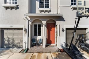 1061 Nw 208th Ter Miami Gardens, FL 33169 - MLS#A12000902