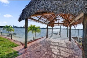 17501 Nw 85th Ave Hialeah, FL 33015 - MLS#A12000922