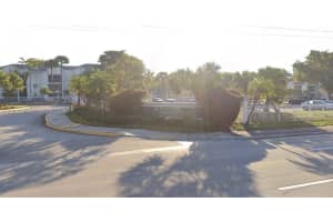 Building 1, 5654 Rock Island Rd APT 227, Tamarac, FL 33319, - MLS#A12000926